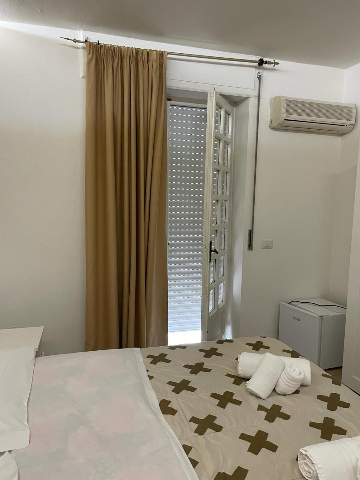 Solaris Paestum Bed & Breakfast Exterior photo