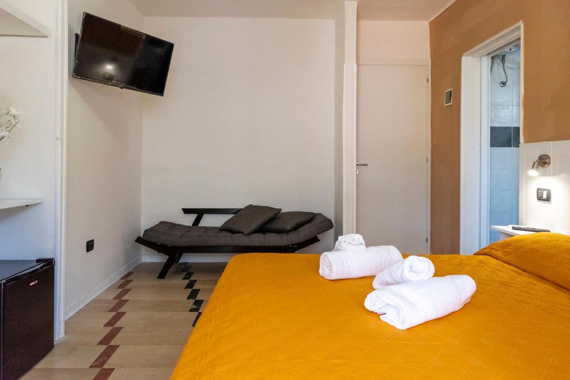Solaris Paestum Bed & Breakfast Exterior photo