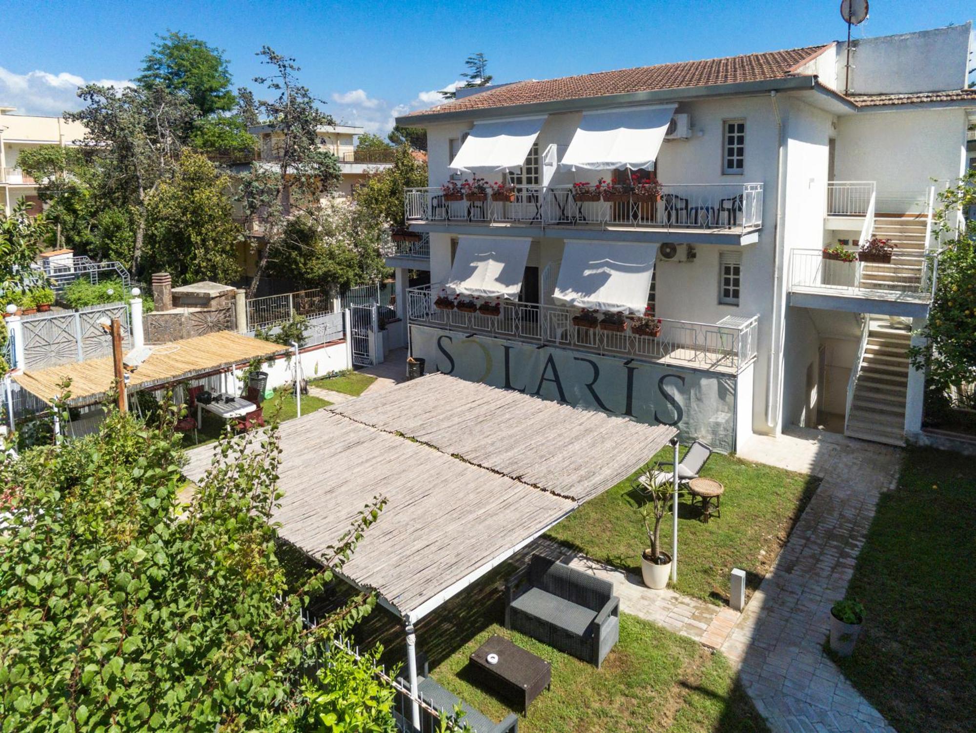 Solaris Paestum Bed & Breakfast Exterior photo