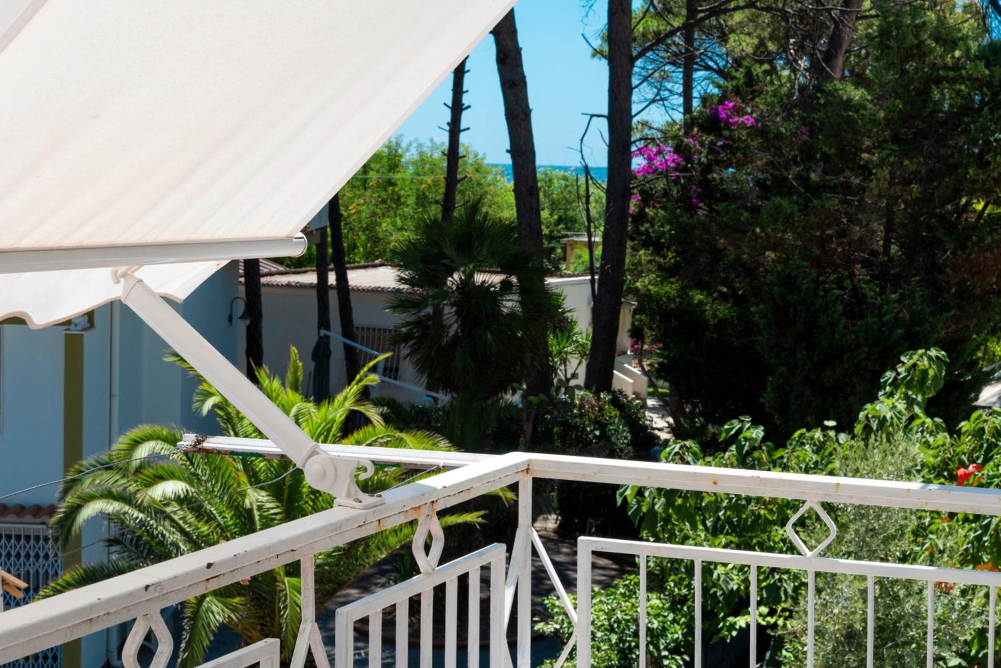 Solaris Paestum Bed & Breakfast Exterior photo