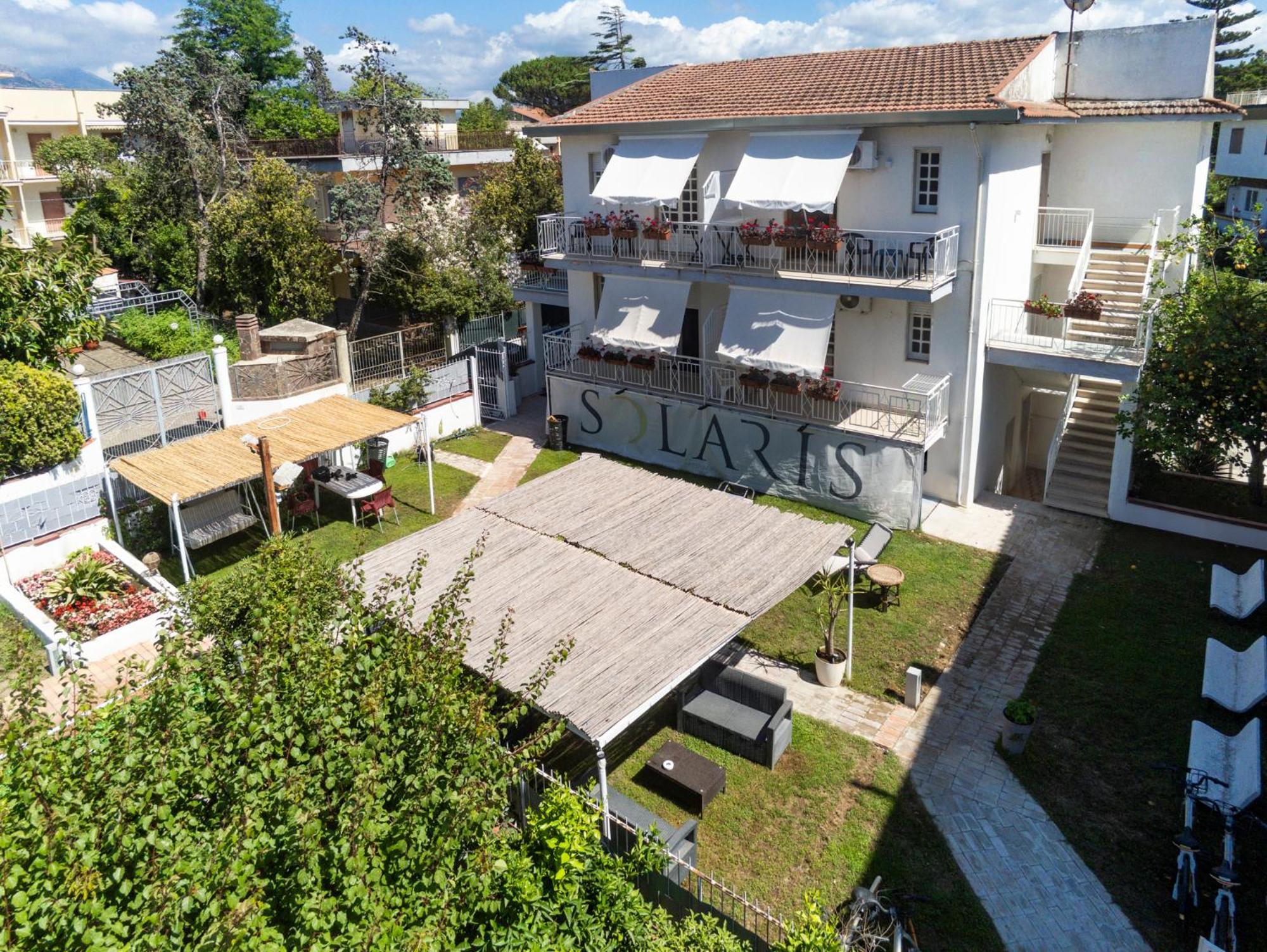 Solaris Paestum Bed & Breakfast Exterior photo
